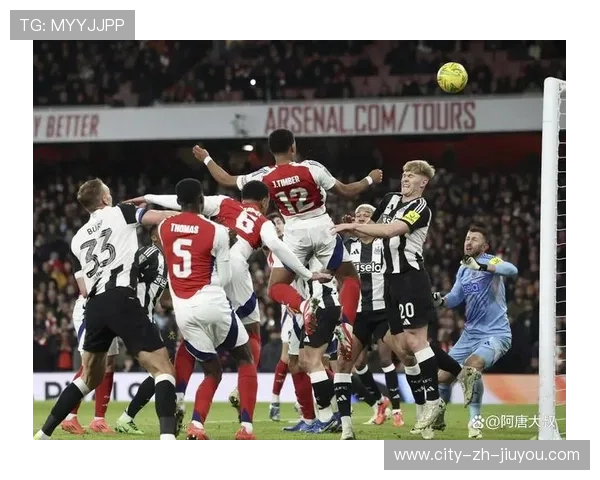 英格兰举办篮球电影放映会,英格兰获胜球迷狂欢